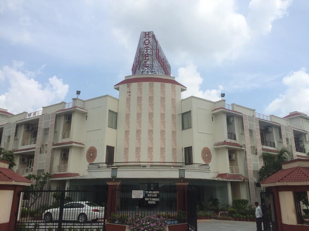 Grand Heritage Resort Greater Noida Zewnętrze zdjęcie